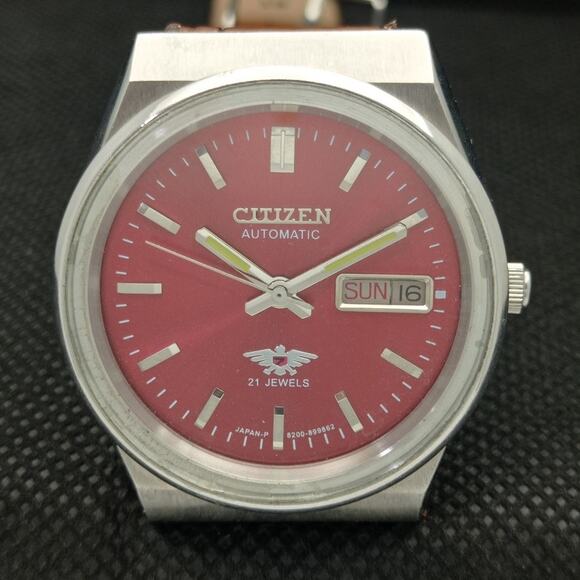 Vintage 1974 Citizen Automatic Mens Silver Watch W/daydate & Red accents - Picture 5 of 8